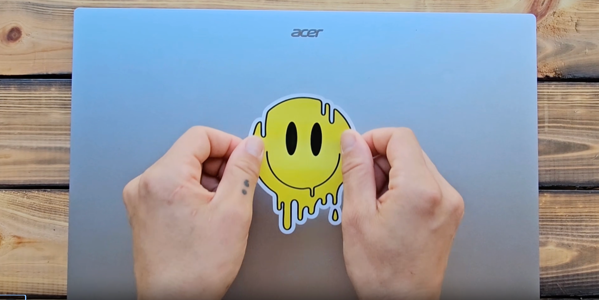 How the Fairwinds custom sticker builder works
